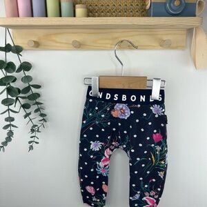 Bonds Kids Leggings - Black with Floral Print